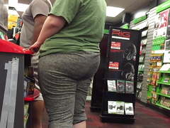 BBW Blonde Gamer Girl Booty Jiggle