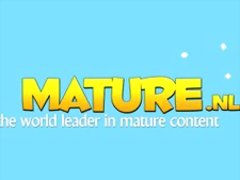 BBW mature slut gets fucked in a public restroom